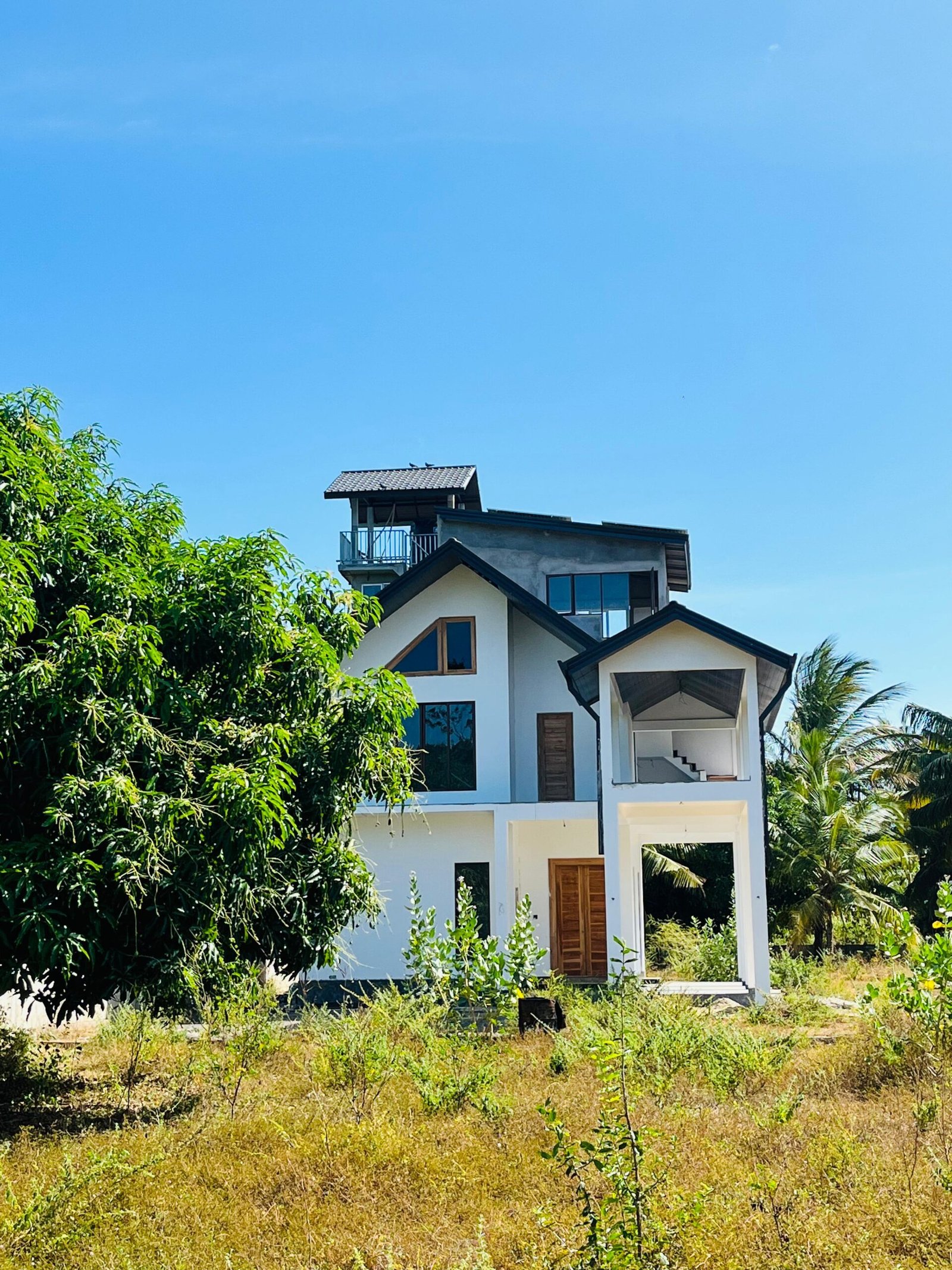 4 acres Tourism Villa for Sale in Kataragama