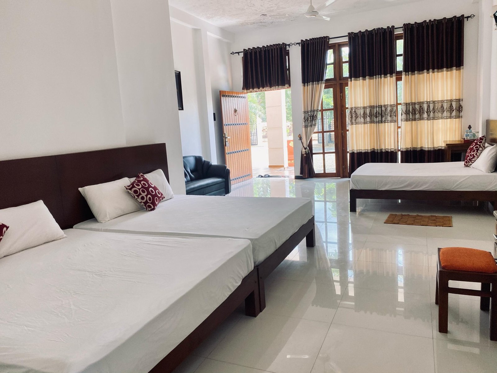 Tourist Hotel for Sale in Kataragama